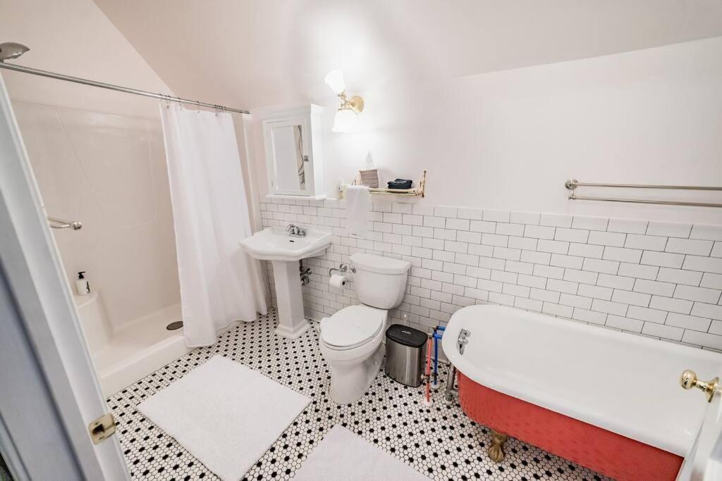 The Long Run - 2 Ca King Sized Beds+ - Sleeps 8-10 Apartment Lynchburg Ngoại thất bức ảnh