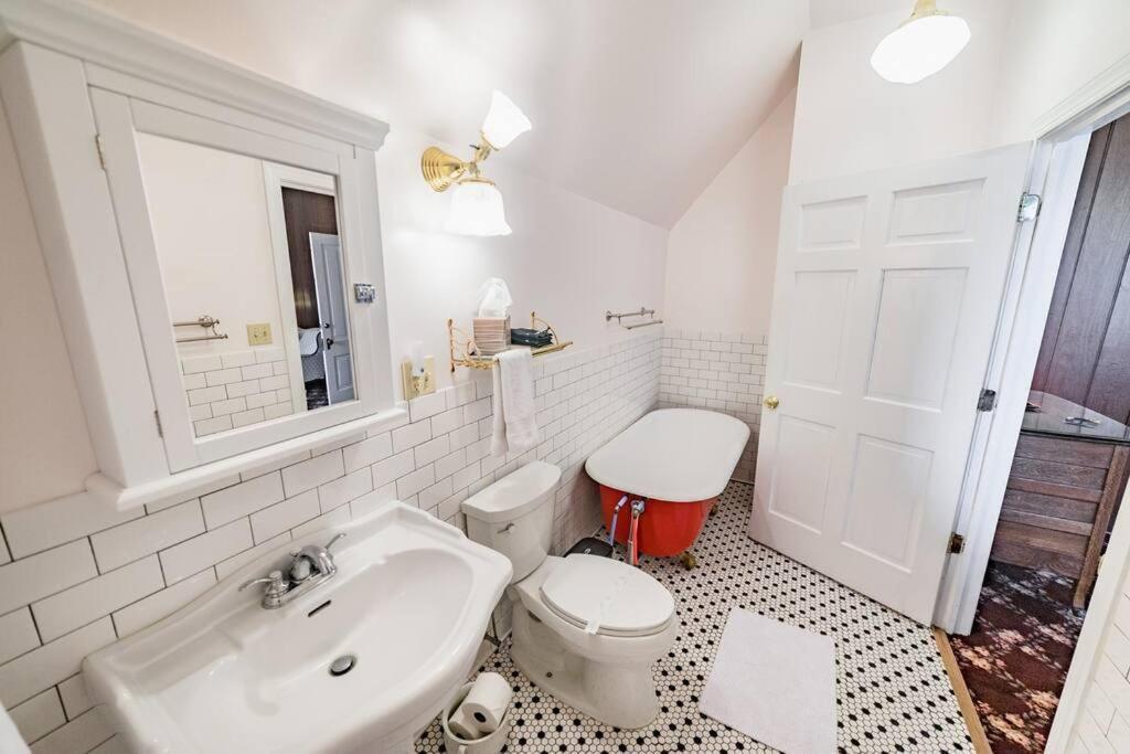 The Long Run - 2 Ca King Sized Beds+ - Sleeps 8-10 Apartment Lynchburg Ngoại thất bức ảnh
